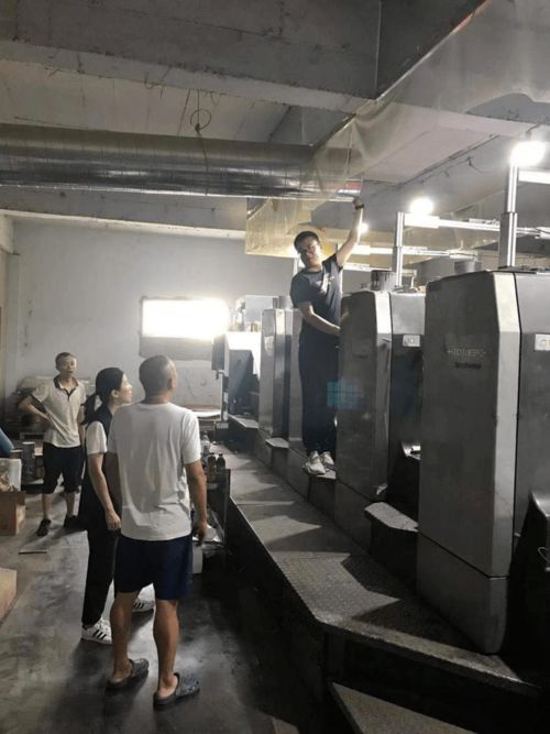 加大執(zhí)法力度，打好藍(lán)天碧水凈土保衛(wèi)戰(zhàn)